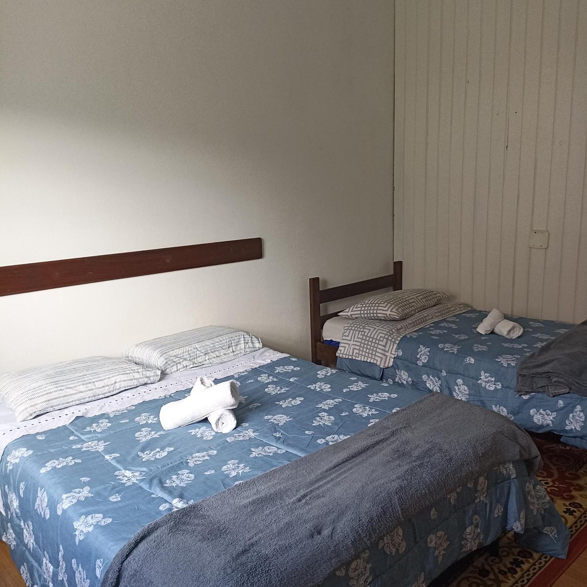 Апартаменты Quartos Para Hospedagem Da Casa Amarela Кампус-ду-Жордау Экстерьер фото